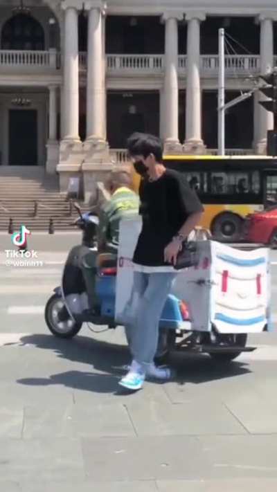To TikTok in public space