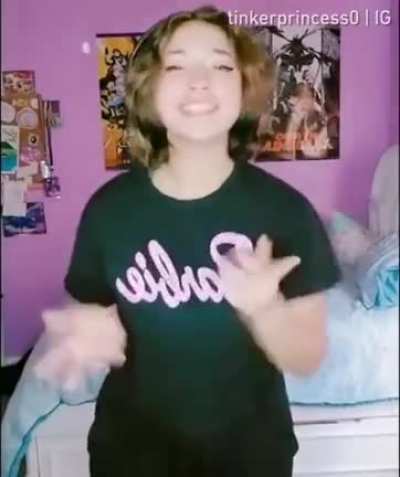 Reverse uncanny valley, she moves like a cartoon