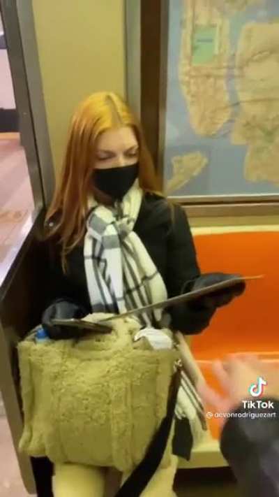Painting on the fly in NYC subway