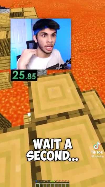 Minecraft 😻 but the floor 😳is lava 🤪🤪🤪🤪