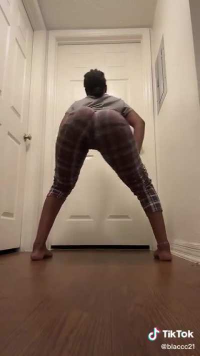 Looks Good in Pajamas