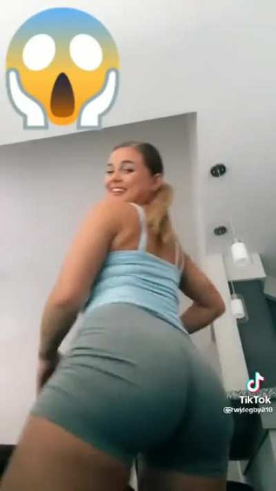 😮😍😍