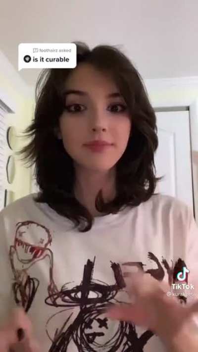 People regularly call her out for faking tics and Tourette&rsquo;s syndrome. I just don&rsquo;t understand what she&rsquo;s trying to do here while answering question about her tics.