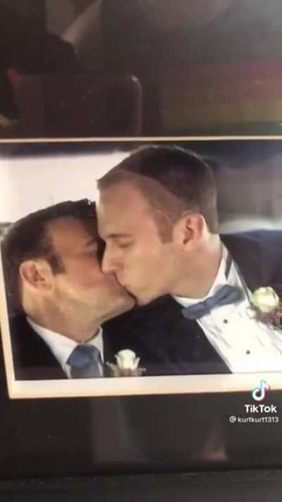 Never seen a happy gay...they're so miserable
