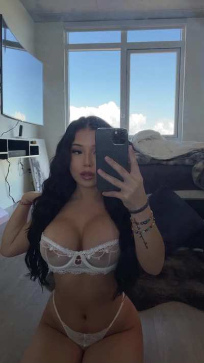 my bf doesn’t want my nudes anymore… do you want them?