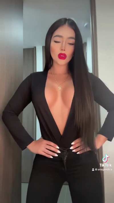 @anagandica