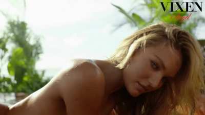 Candice Swanepoel
