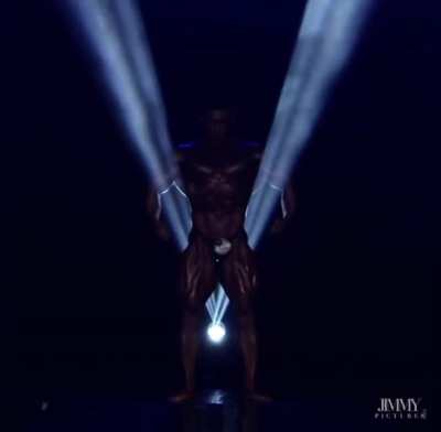 Why is it that NABBA understands lighting and budgets for amazing camera angles and the IFBB doesn&rsquo;t?
