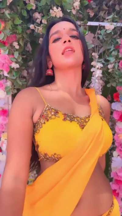 Khushi yadav 