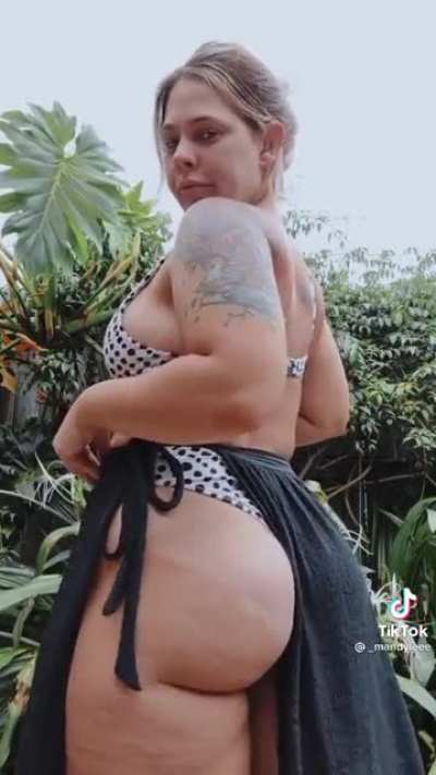 Pawg bank 😩
