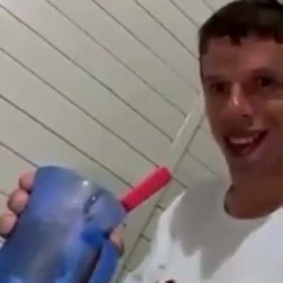 😋