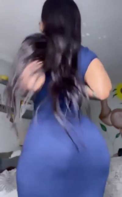 Dress claps