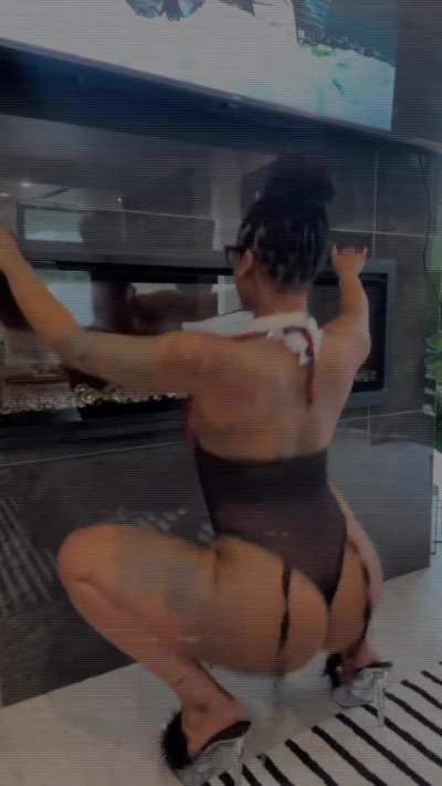 Mizz Twerksum
