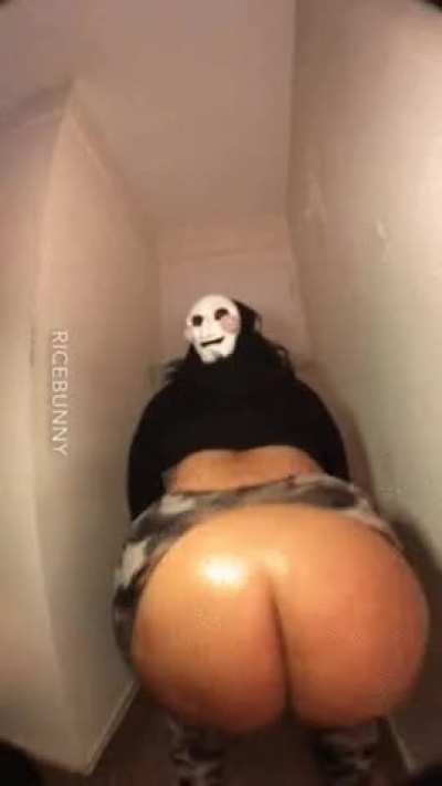 Big ass twerk