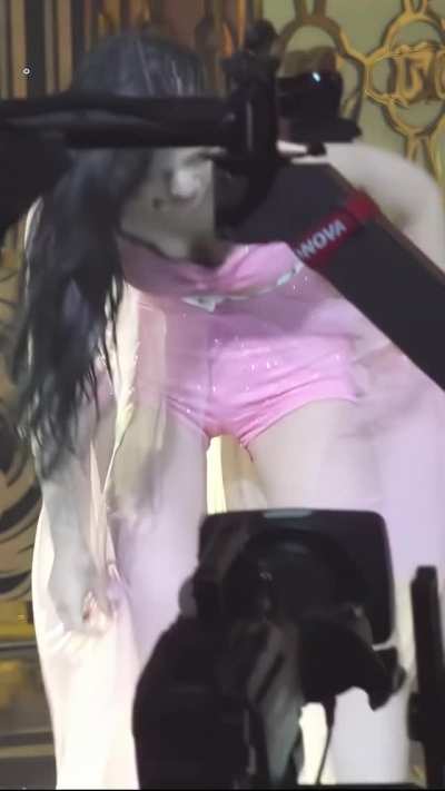mOmO - Boobs