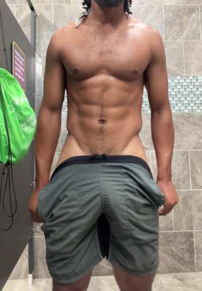 Hit the gym before Thanksgiving dinner. Who&rsquo;s ready for some stuffing?