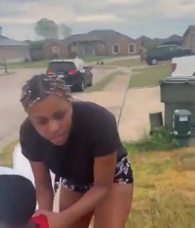 Lemonade stand YEET