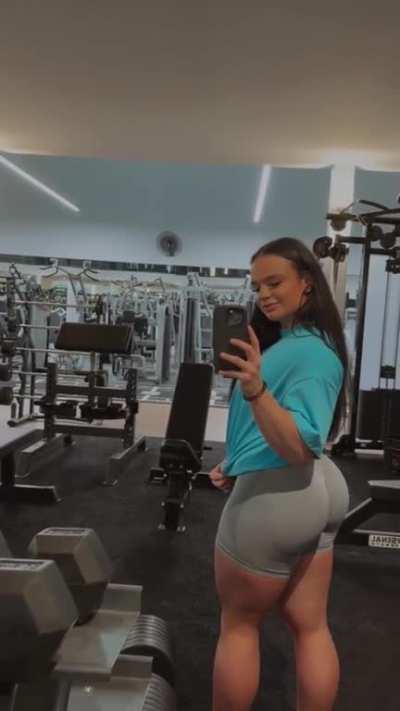 @rubyroylance\_\_
