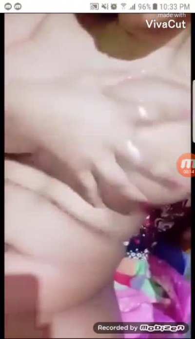 Super Cute Desi Big Boobie Girl likes to Play with her Titties &amp;amp; rub her Wet Pussy