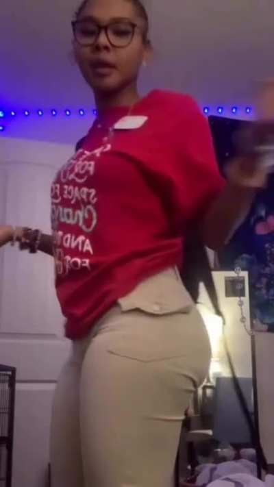 Alaya fat ass 