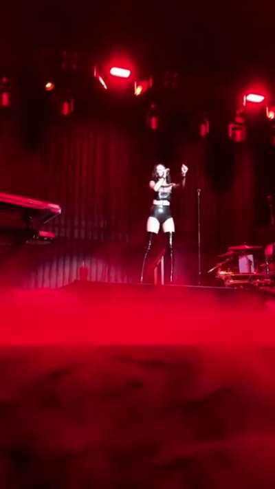 Those Legs 😍