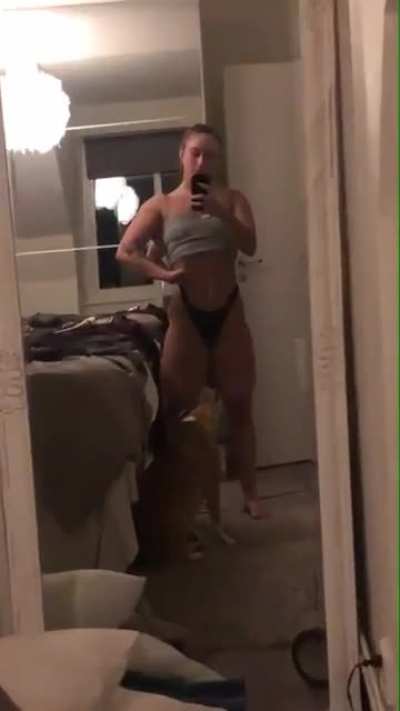 Like the pose