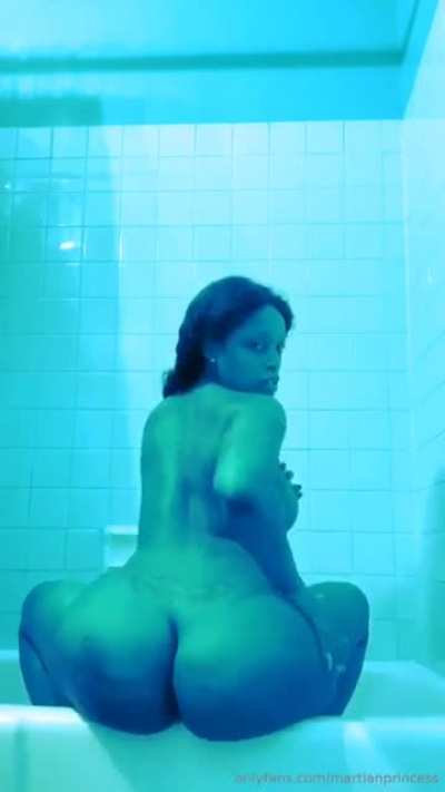 Apple bottom
