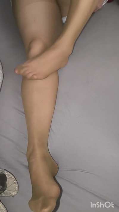 Love the way pantyhose feel on me