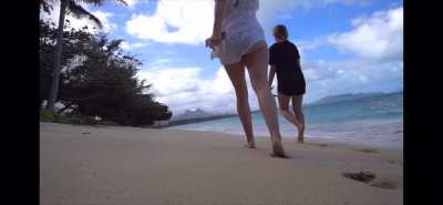 Slo-Mo Stroll