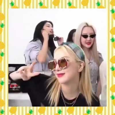 Eunha Overload. 😂