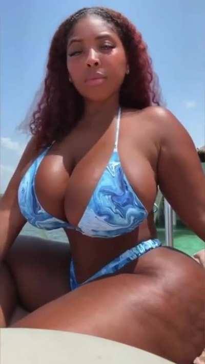 @therealcateyes