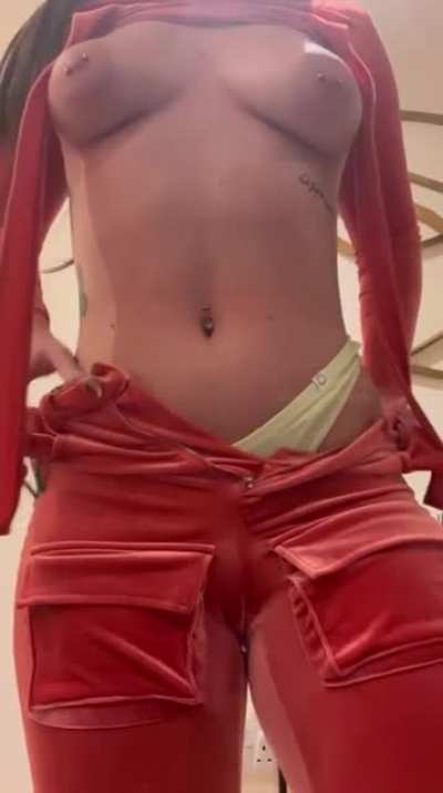 You don&rsquo;t mind the small tits I have