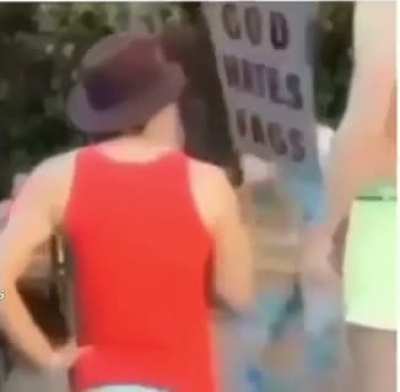 Pok&eacute;mon fans when they see a normal person