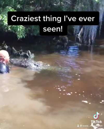 A Real "Swamp People" Person