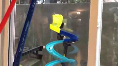 hot wheels b&ouml;ylemi oynanıyordu olum aq