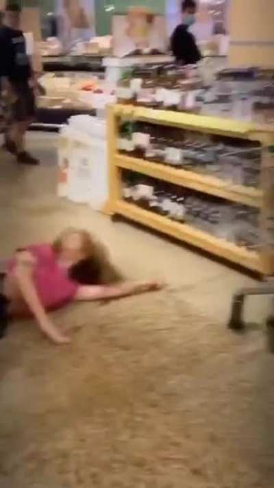 Twerking on a grocery floor in public for a TikTok