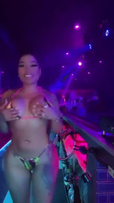 Nickibandss