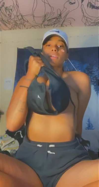 Possibly the best tits I&rsquo;ve ever seen on reddit 😏 ( Her Free Album In Comments )