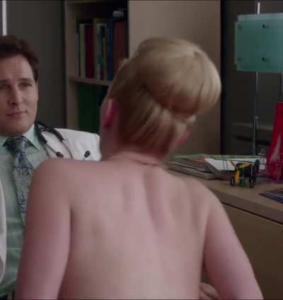 Betty Gilpin is so damn sexy
