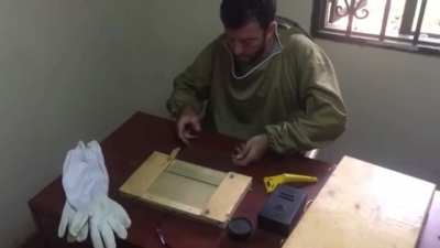 How it&rsquo;s made: bee venom