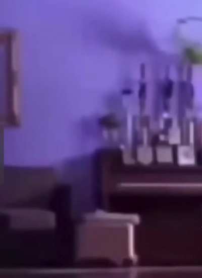 I&rsquo;m talking to a girl right now.