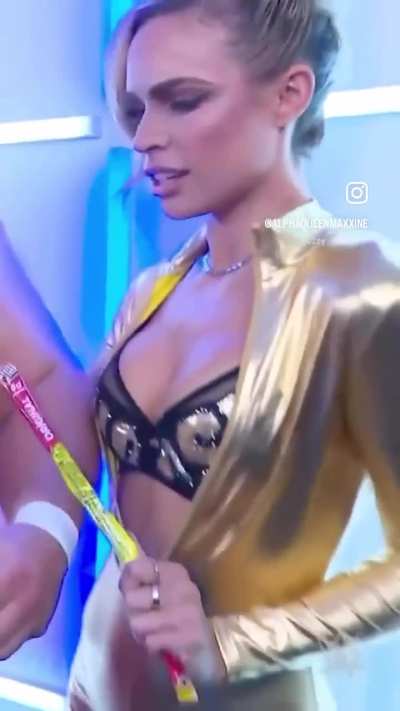 Maxxine Dupri