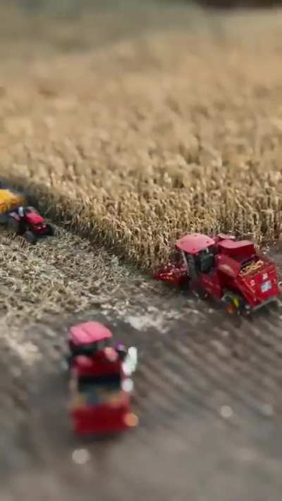 Tilt shift photography making a real farm look like a toy