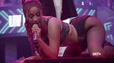 Queen 👑 🍑💕