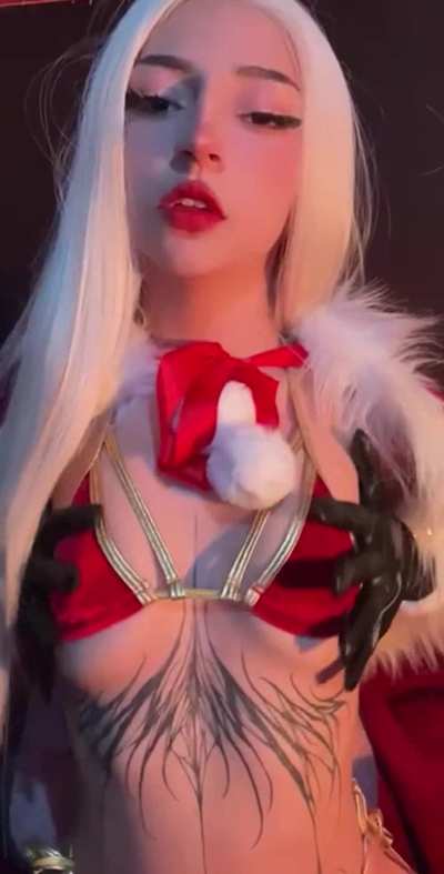 Harley Quinn feeling extra naughty (Zoey)