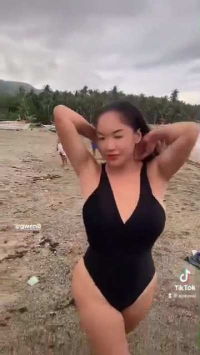 Gwen Garci. Still hot 😛