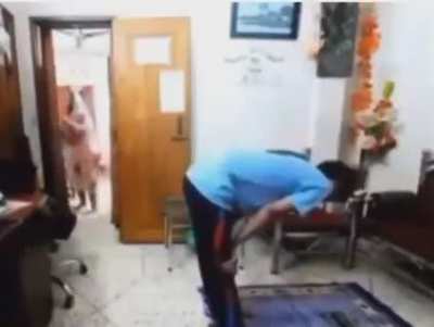 Avoid beating from a Muslim Mother