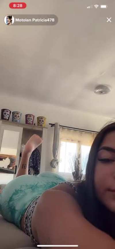 🥵🦶🏻😍