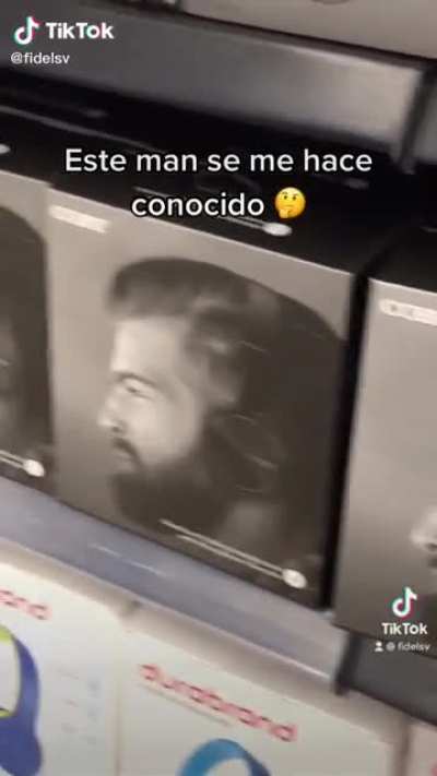 Por favor d&iacute;game d&oacute;nde conseguir esos aud&iacute;fonos Chad :00000