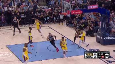 [Highlight] Desmond Bane closed Q1 with 3 straight buckets. He's got 10 PTS as the Grizzlies lead 30-19.